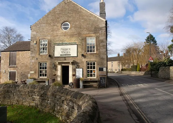 The Beeches - Chatsworth Apartment No 1 - Sleeps 4