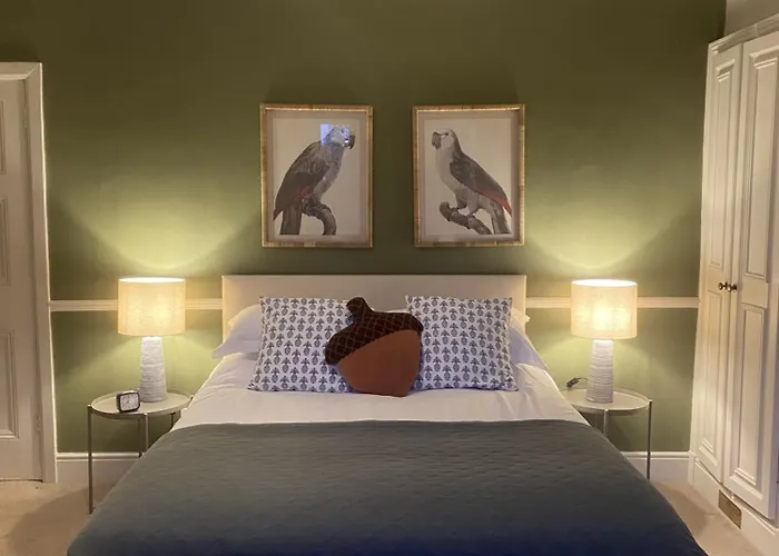 The Beeches - Chatsworth Apartment No 1 - Sleeps 4