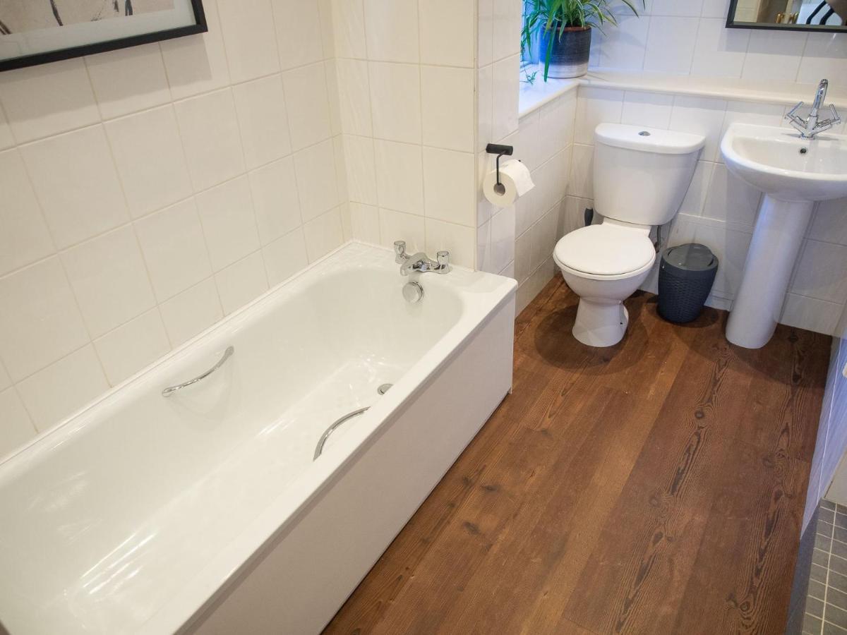The Beeches - Chatsworth No 1 - Sleeps 4 * Baslow